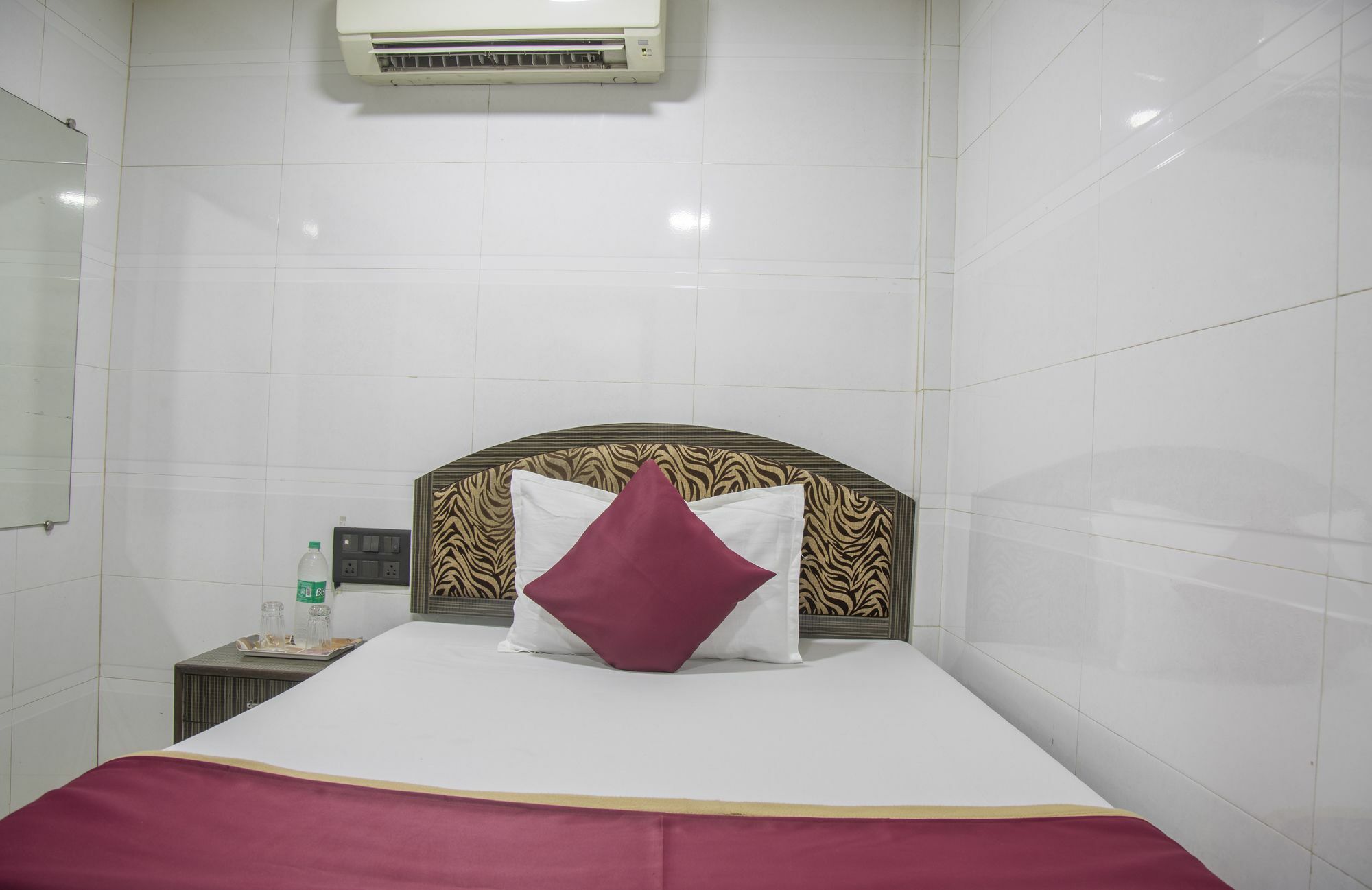 Relax Guest House Mumbai Exterior photo